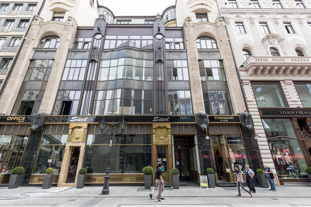 Fashion Street Luxury Apartment — Photos 1